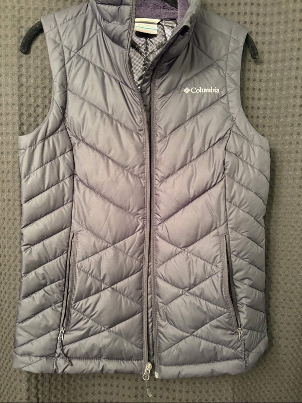 Columbia Women's Black Quilted Insulated Vest